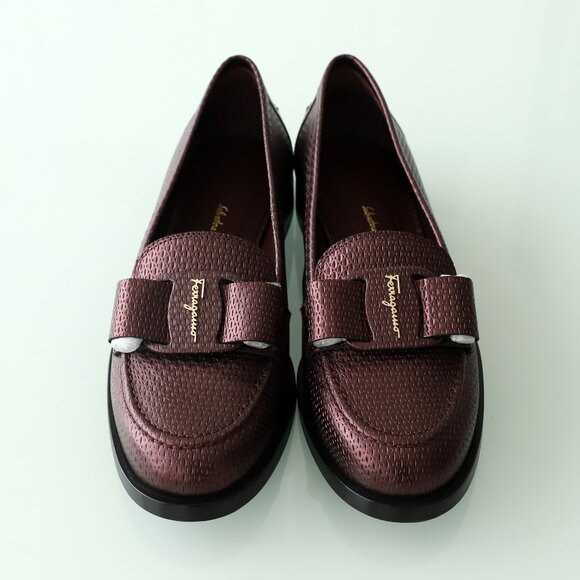Brand new Ferragamo Vivaldo women loafers, size 8, purple, original price $1250 - Picture 1 of 7